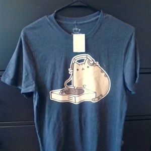 Pusheen T-shirt
